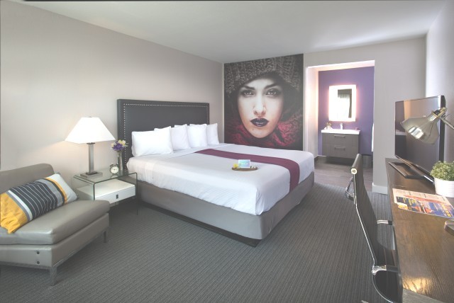 Hotel Iris - King Bed Room
