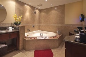 King Bed Room Suite, Jetted Tub